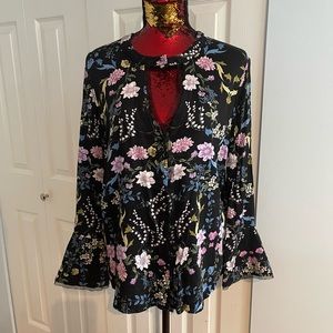 Vintage black floral pattern blouse
